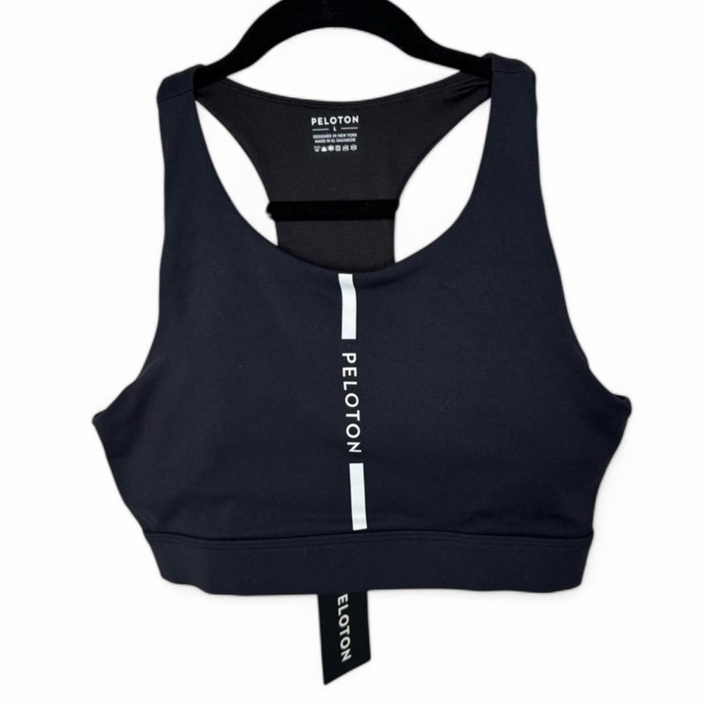 Peloton Here Now High Neck sports Bra size large NWT